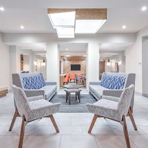 Holiday Inn Express Hotel & Suites Dallas West By Ihg